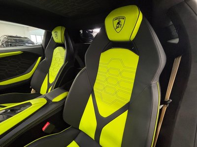 صورة مصغرة 32 لـ 2025 Lamborghini REVUELTO