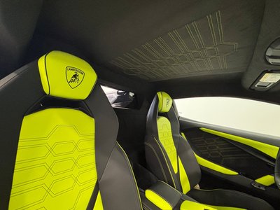 صورة مصغرة 35 لـ 2025 Lamborghini REVUELTO