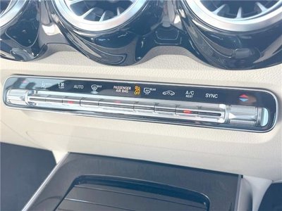 صورة 10 لـ 2022 Mercedes-BENZ GLB