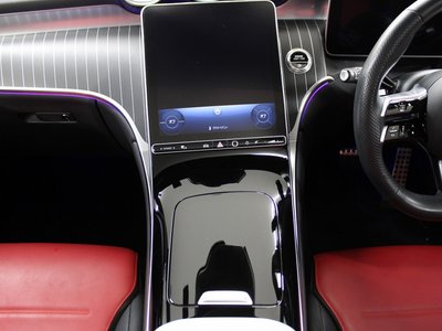 MERCEDES-BENZ GLC - 10