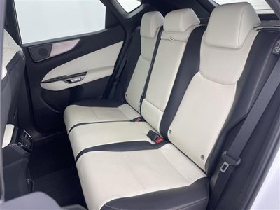 صورة مصغرة 34 لـ 2023 Lexus NX