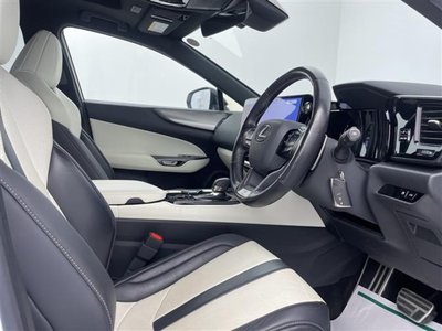 صورة مصغرة 24 لـ 2023 Lexus NX