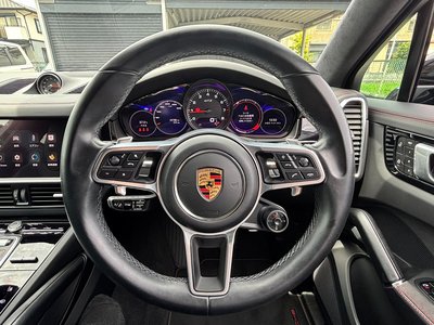 2022 Porsche CAYENNE — миниатюра 32