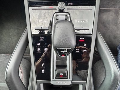 2022 Porsche CAYENNE — миниатюра 43