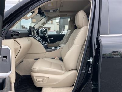 2023 Toyota LAND CRUISER 300 — миниатюра 11