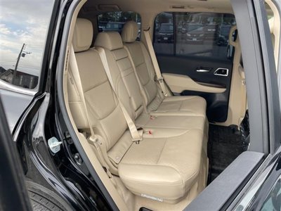 TOYOTA LAND CRUISER 300 - 10