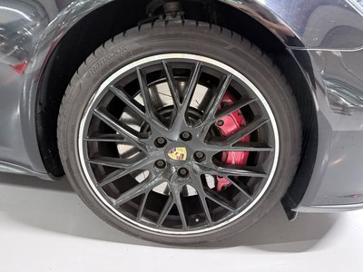 صورة 2 لـ 2018 Porsche PANAMERA