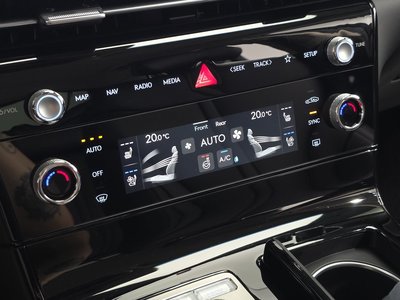 2024 Genesis G80 (RG3) thumbnail 19