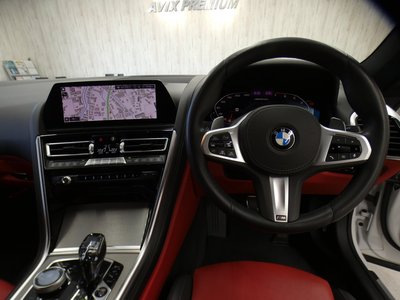 BMW 8 SERIES - 10