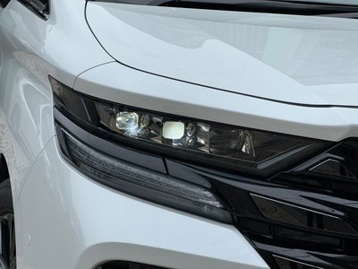TOYOTA VELLFIRE - 6