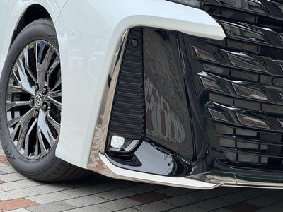 TOYOTA VELLFIRE - 8