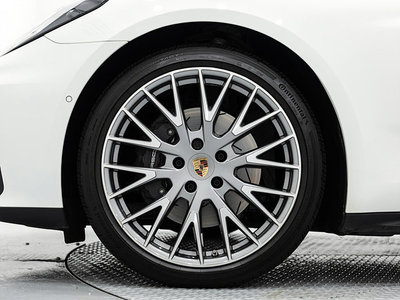 PORSCHE PANAMERA - 6