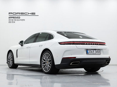 PORSCHE PANAMERA - 5