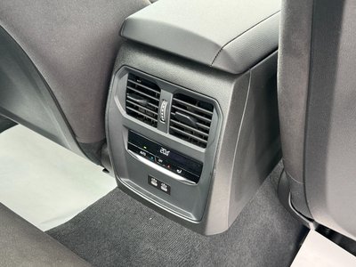 2025 BMW 3 SERIES 缩略图 40
