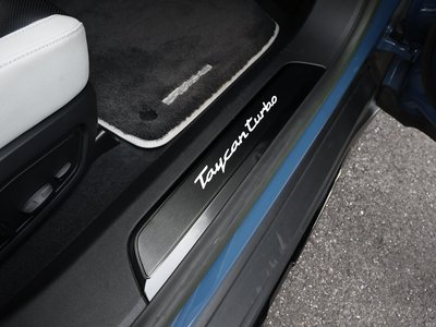 صورة مصغرة 21 لـ 2022 Porsche TAYCAN