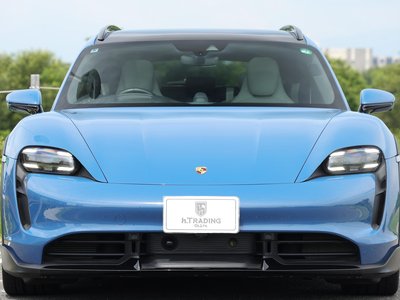 صورة مصغرة 12 لـ 2022 Porsche TAYCAN