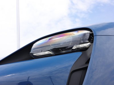 صورة مصغرة 34 لـ 2022 Porsche TAYCAN
