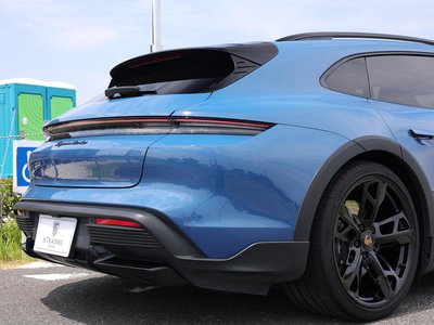 صورة مصغرة 38 لـ 2022 Porsche TAYCAN