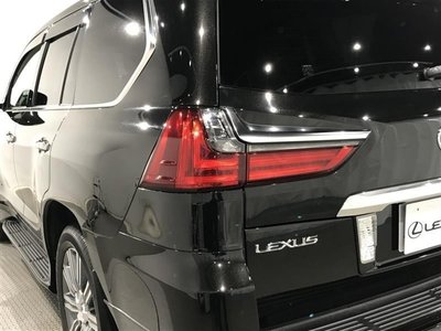 صورة مصغرة 73 لـ 2016 Lexus LX