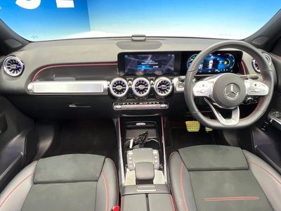 MERCEDES-BENZ GLB - 2