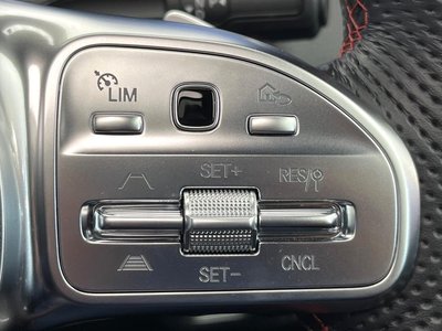 MERCEDES-BENZ GLB - 6