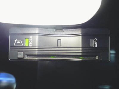 MERCEDES-BENZ GLS - 10