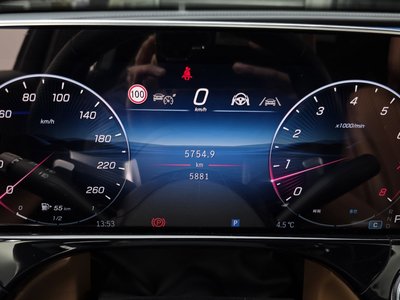 MERCEDES-BENZ E-CLASS - 8