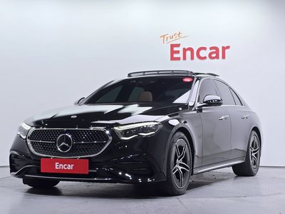 MERCEDES-BENZ E-CLASS - 1