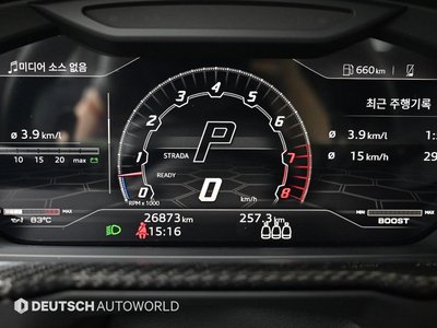LAMBORGHINI URUS - 8