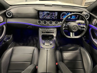 MERCEDES-BENZ E-CLASS WAGON - 8