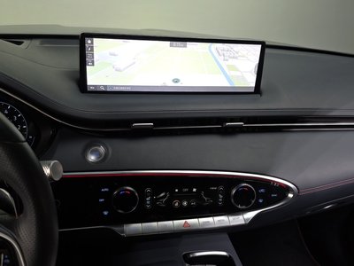 2021 Genesis GV70 — миниатюра 14
