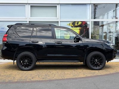 TOYOTA LAND CRUISER - 4