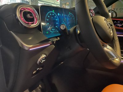 MERCEDES-BENZ GLC - 8