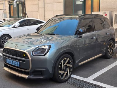 صورة 3 لـ 2025 MINI COOPER COUNTRYMAN ELECTRIC
