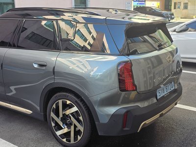 صورة 7 لـ 2025 MINI COOPER COUNTRYMAN ELECTRIC