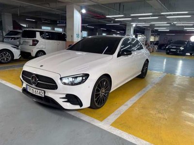 MERCEDES-BENZ E-CLASS - 4