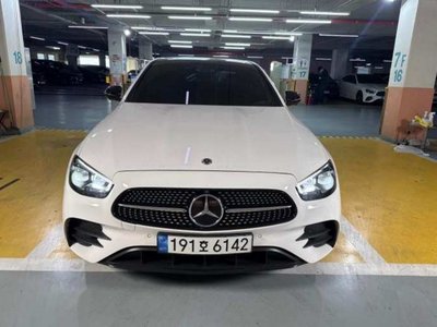 MERCEDES-BENZ E-CLASS - 1