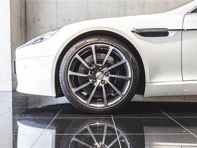 2015 Aston Martin RAPIDE 照片 4