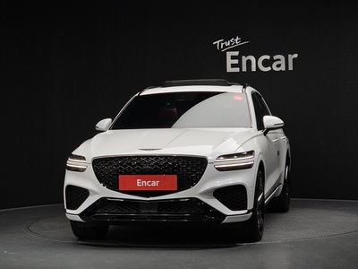 2021 Genesis GV70 photo 2