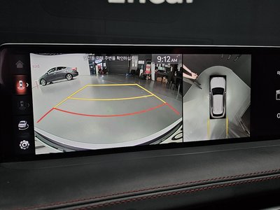 2021 Genesis GV70 thumbnail 21