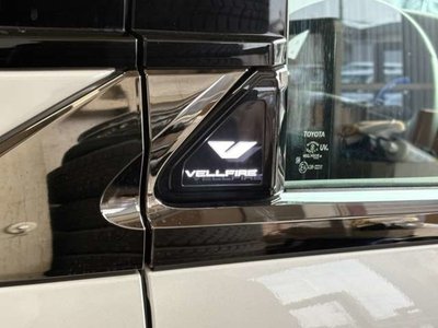 TOYOTA VELLFIRE - 8