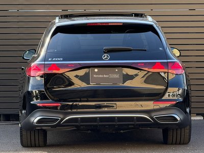 MERCEDES-BENZ E-CLASS - 4