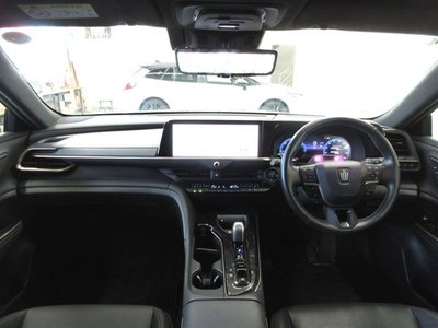 صورة 8 لـ 2024 Toyota CROWN SPORT