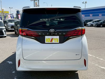 TOYOTA ALPHARD - 10