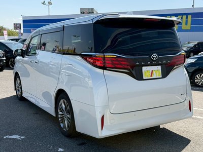 TOYOTA ALPHARD - 9