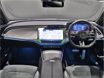 MERCEDES-BENZ E-CLASS - 4