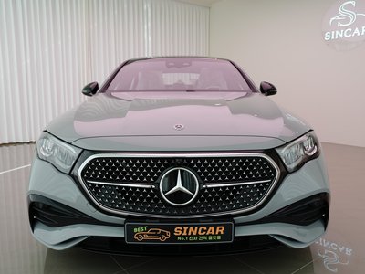 MERCEDES-BENZ E-CLASS - 2