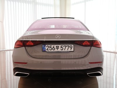 MERCEDES-BENZ E-CLASS - 3