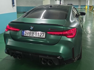 2025 BMW M4 photo 3
