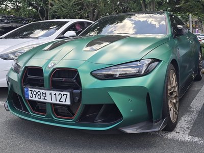 2025 BMW M4 photo 1